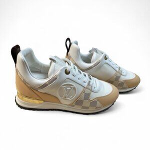 ✨ Louis Vuitton Women’s Run Away Leather Sneakers Size 38